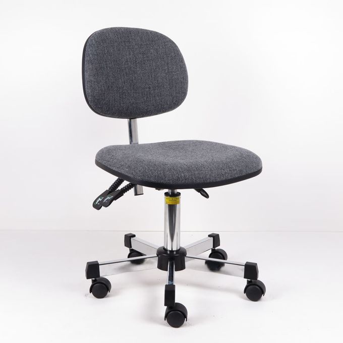 3 ou 2 cadeiras ergonômicas do ESD da tela cinzenta do ajuste de níveis que levantam a cadeira com rodízios